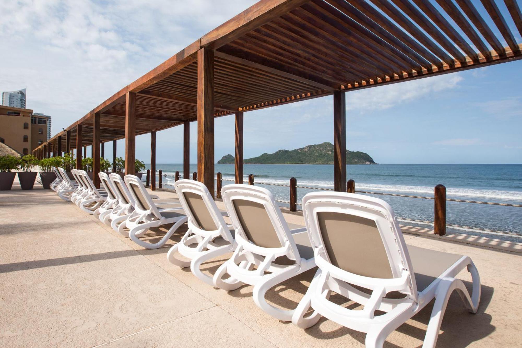 Costa De Oro Beach Hotel Mazatlán Kültér fotó